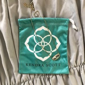 Kendra Scott / Similar to Elisa necklace / SOLD